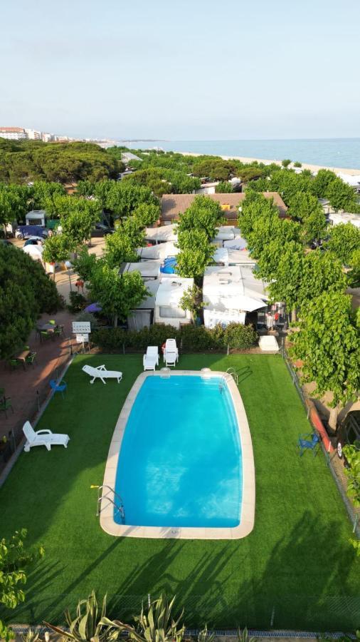 Camping El Pinar Platja Santa Susanna Exteriér fotografie